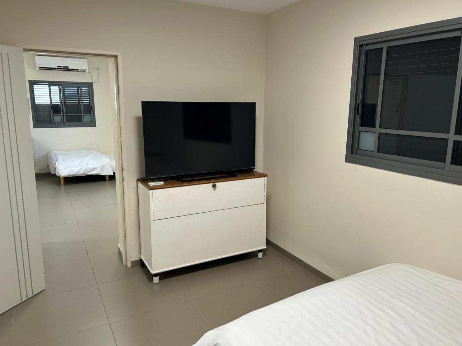 דירת אירוח בעמק Apartamento Bet Sheʼan Exterior foto